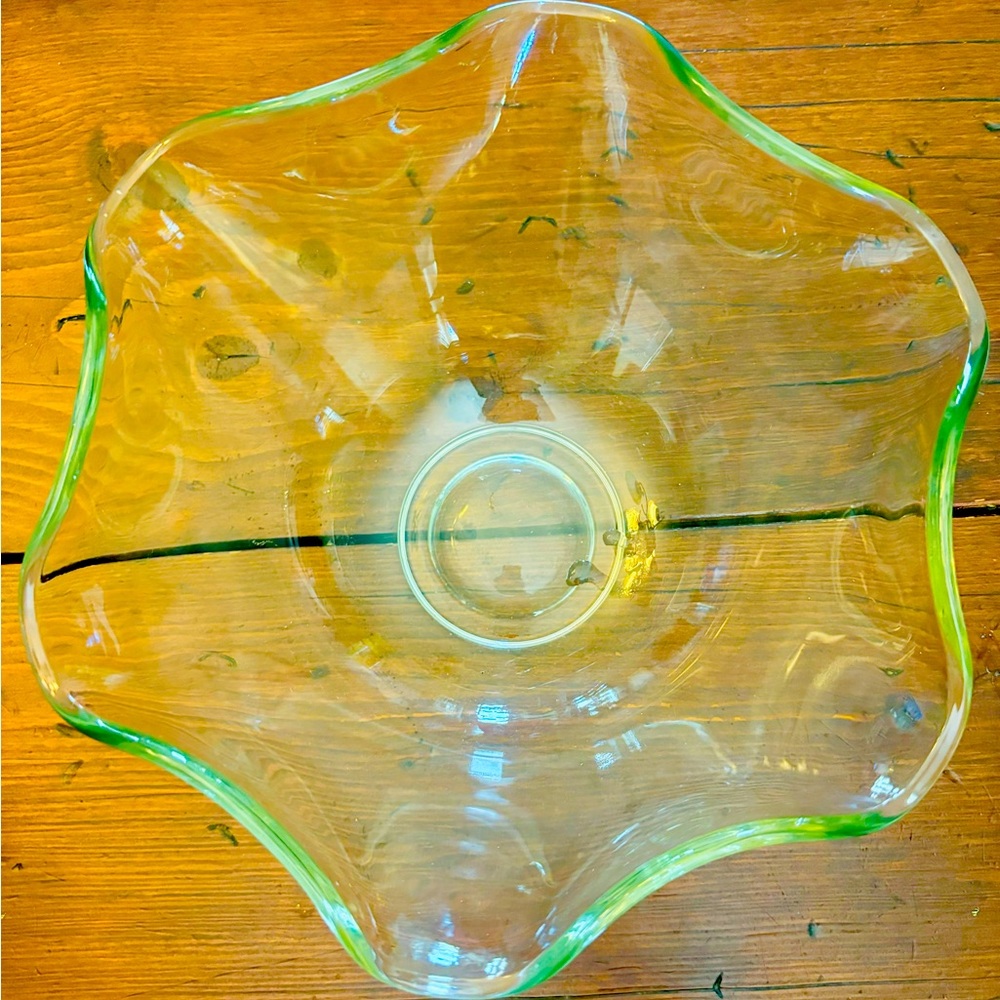 Serving Bowl Glass Vintage MCM Folded Fluted Serving Bowl Ruffled Wavy Edge EUC